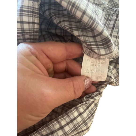 Wrangler Men's White & Gray Short Sleeve Plaid Button-Up Shirt Size L - Picture 2 of 11